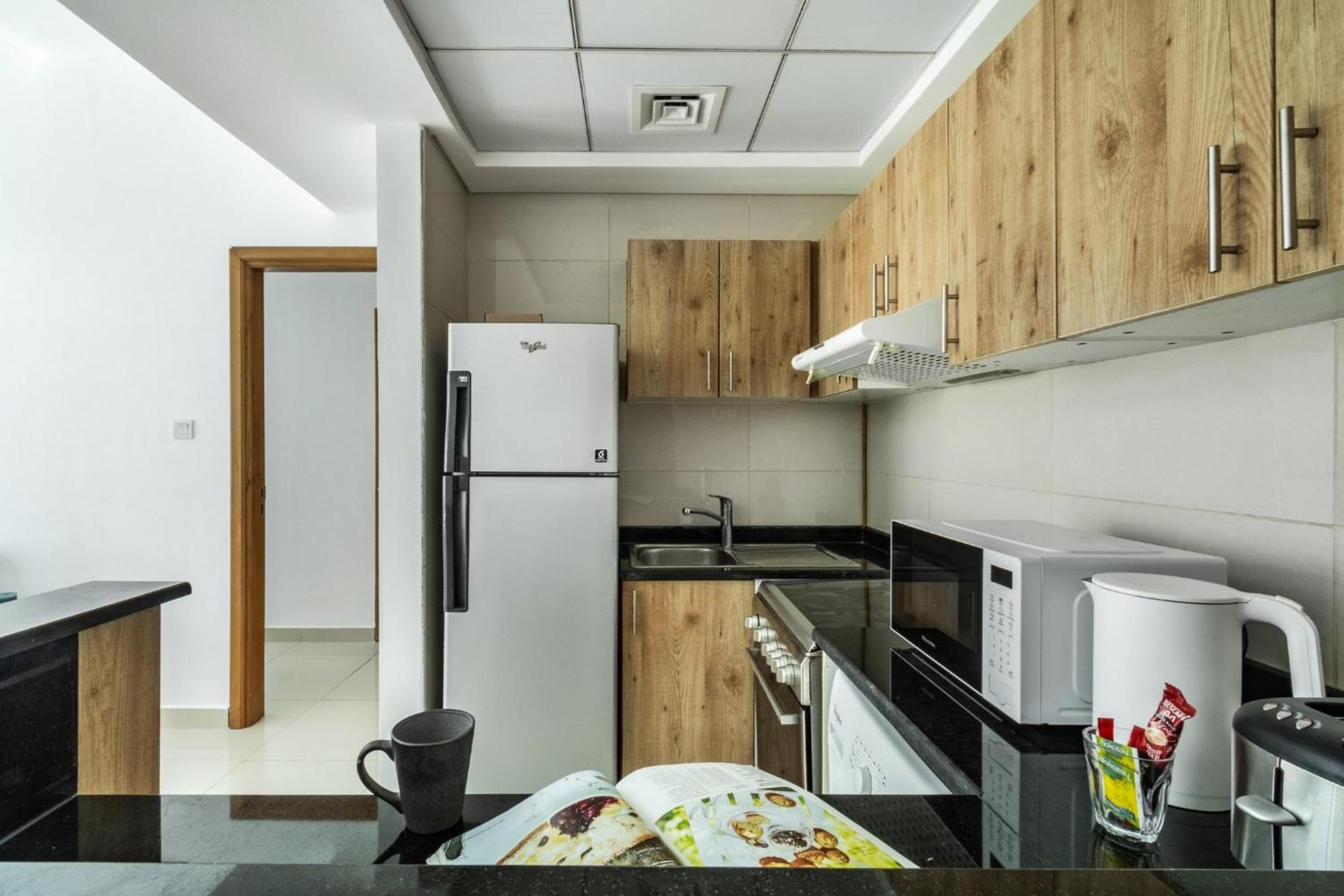 Shoresinn - Radiant 1br In Marina Apartment
