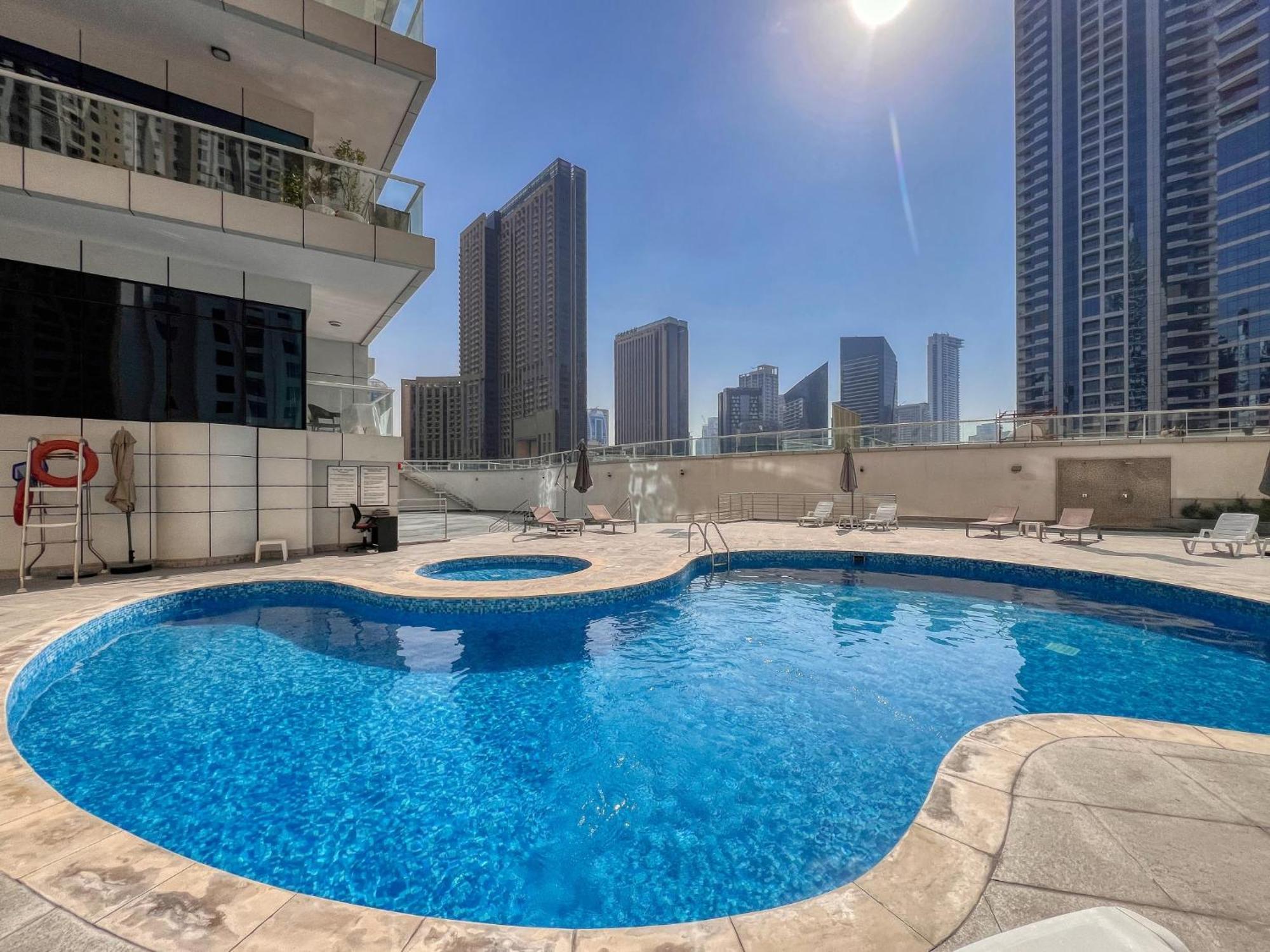 Shoresinn - Radiant 1br In Marina Apartment